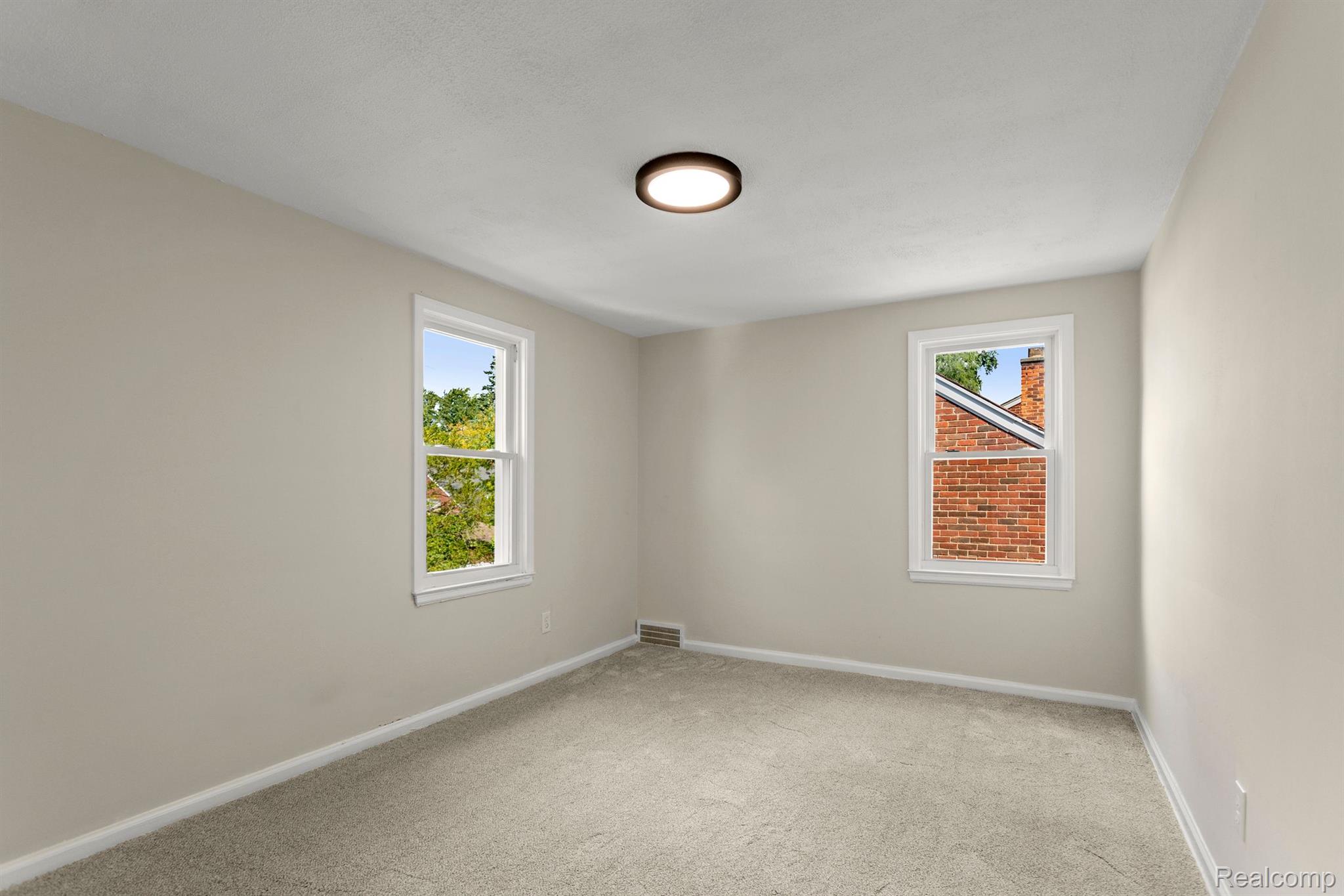 15323 Evergreen Road Detroit, MI 48223 - Photo 16 of 26 Gallery Image 16