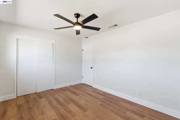 $374,999 | 4874 East Clinton Avenue, Fresno, CA 93703