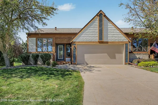 $274,900 | 1107 Summergreen Lane, Unit 113, Lansing, MI 48917
