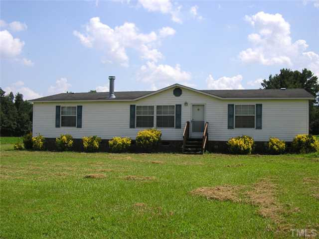 Exterior Front with large Front Yard