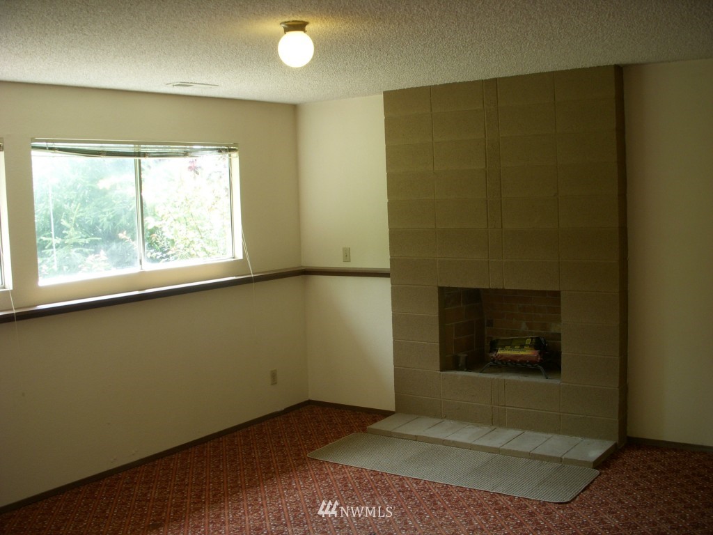2413 197th Street Southeast Bothell, WA 98012 - Photo 10 of 15 Gallery Image 10