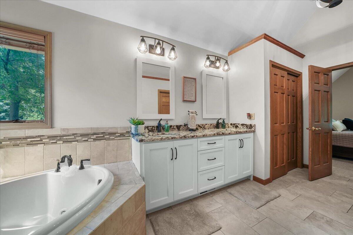 8835 South Lilac Street Demotte, IN 46310 - Photo 17 of 42 1200x800