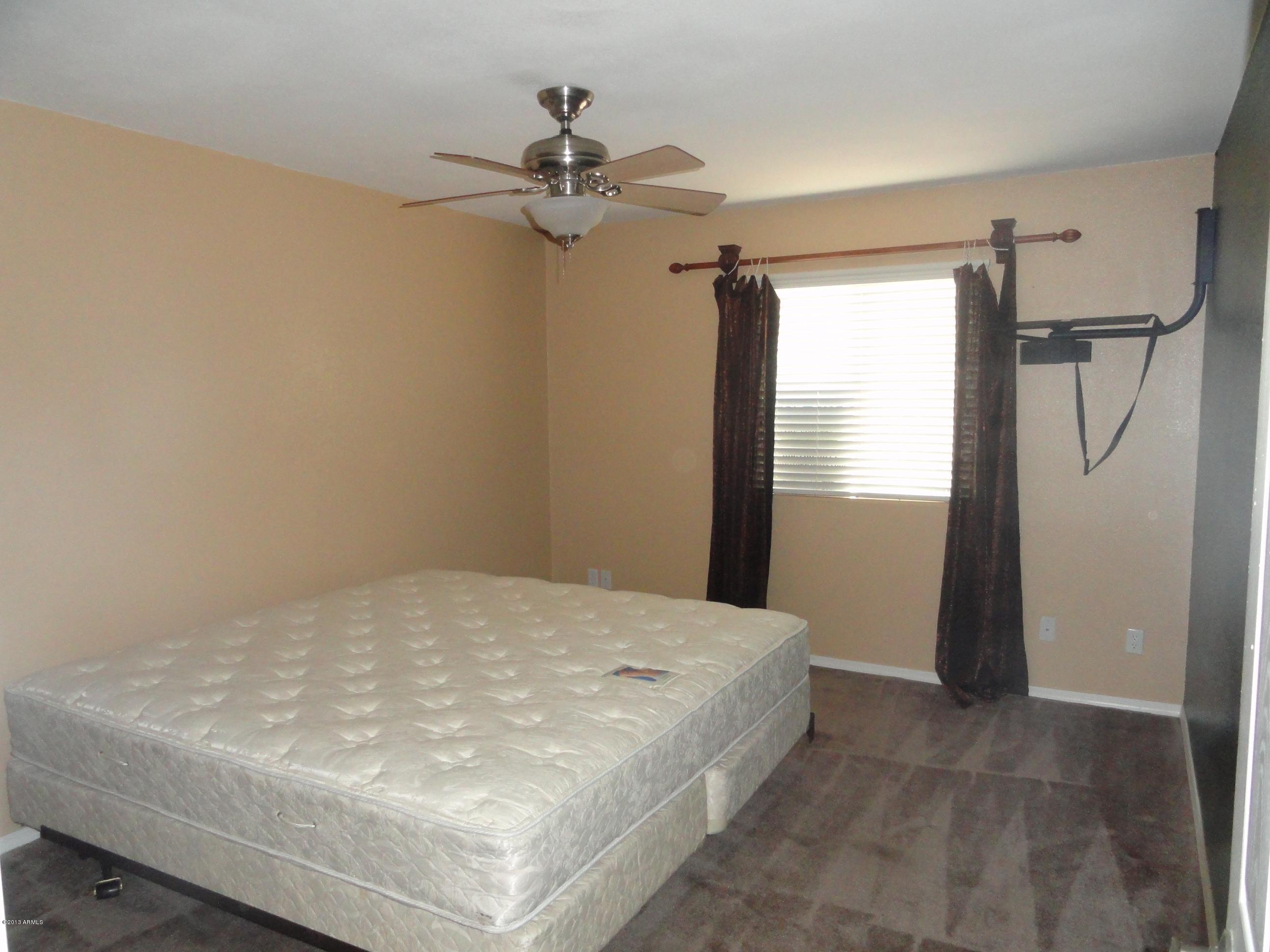 2121 West Royal Palm Road, Unit 1052 Phoenix, AZ 85021 - Photo 6 of 9 DSC03223