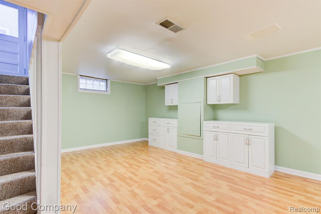201 East Webster Road Royal Oak, MI 48073 - Photo 31 of 39