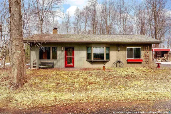 $256,000 | 6526 South County Road, Lake Nebagamon, WI 54849