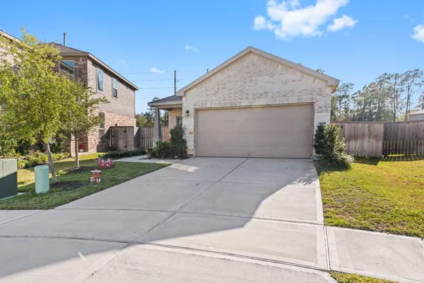 $1,800 | 14502 Rustic Birch Drive, Conroe, TX 77302