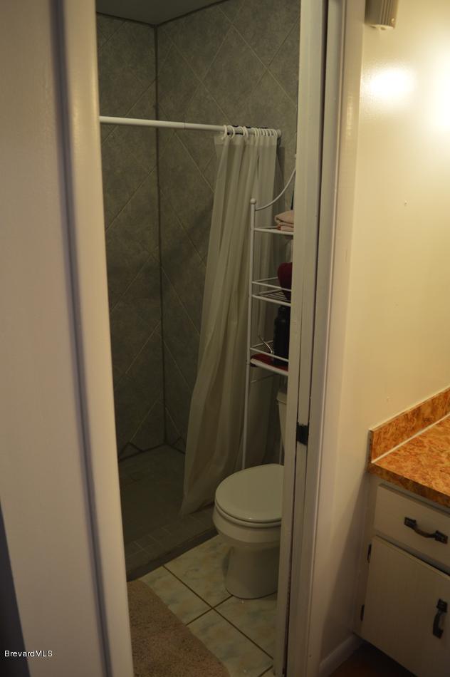 1610 Paragon Road Southeast Palm Bay, FL 32909 - Photo 30 of 85 Master Bath