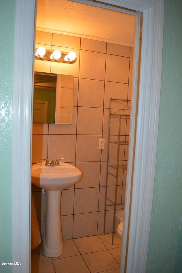 1610 Paragon Road Southeast Palm Bay, FL 32909 - Photo 50 of 85 3rd Bathroom/ View 2