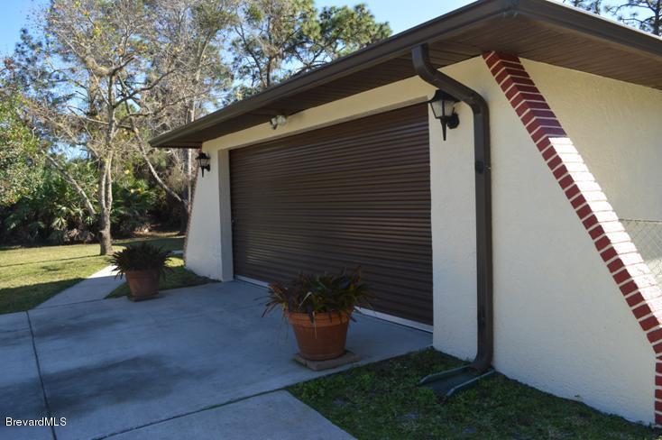 1610 Paragon Road Southeast Palm Bay, FL 32909 - Photo 77 of 85 Freshly Painted Exterior