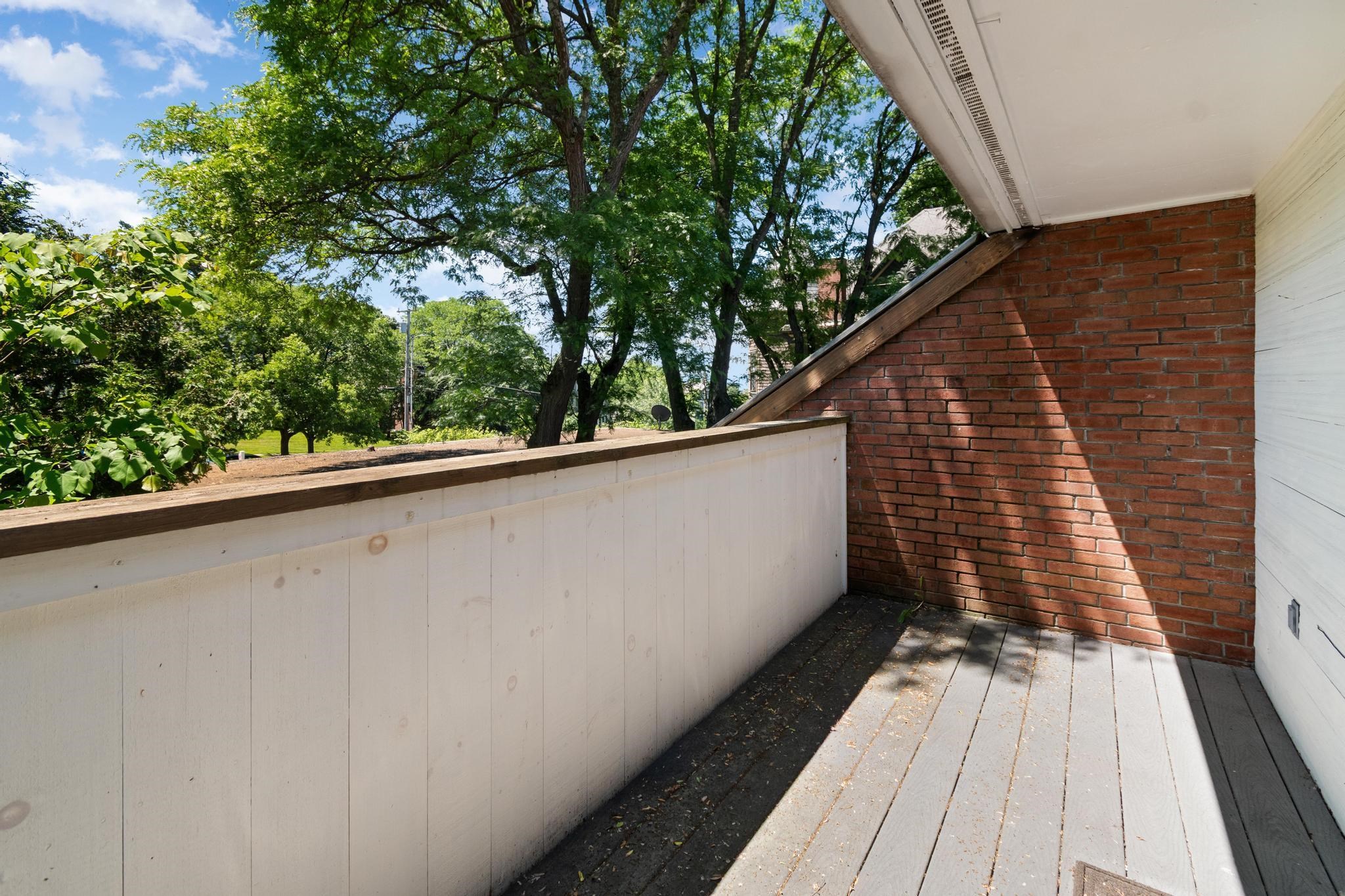 388 College Street, Unit 4 Burlington, VT 05401 - Photo 30 of 34