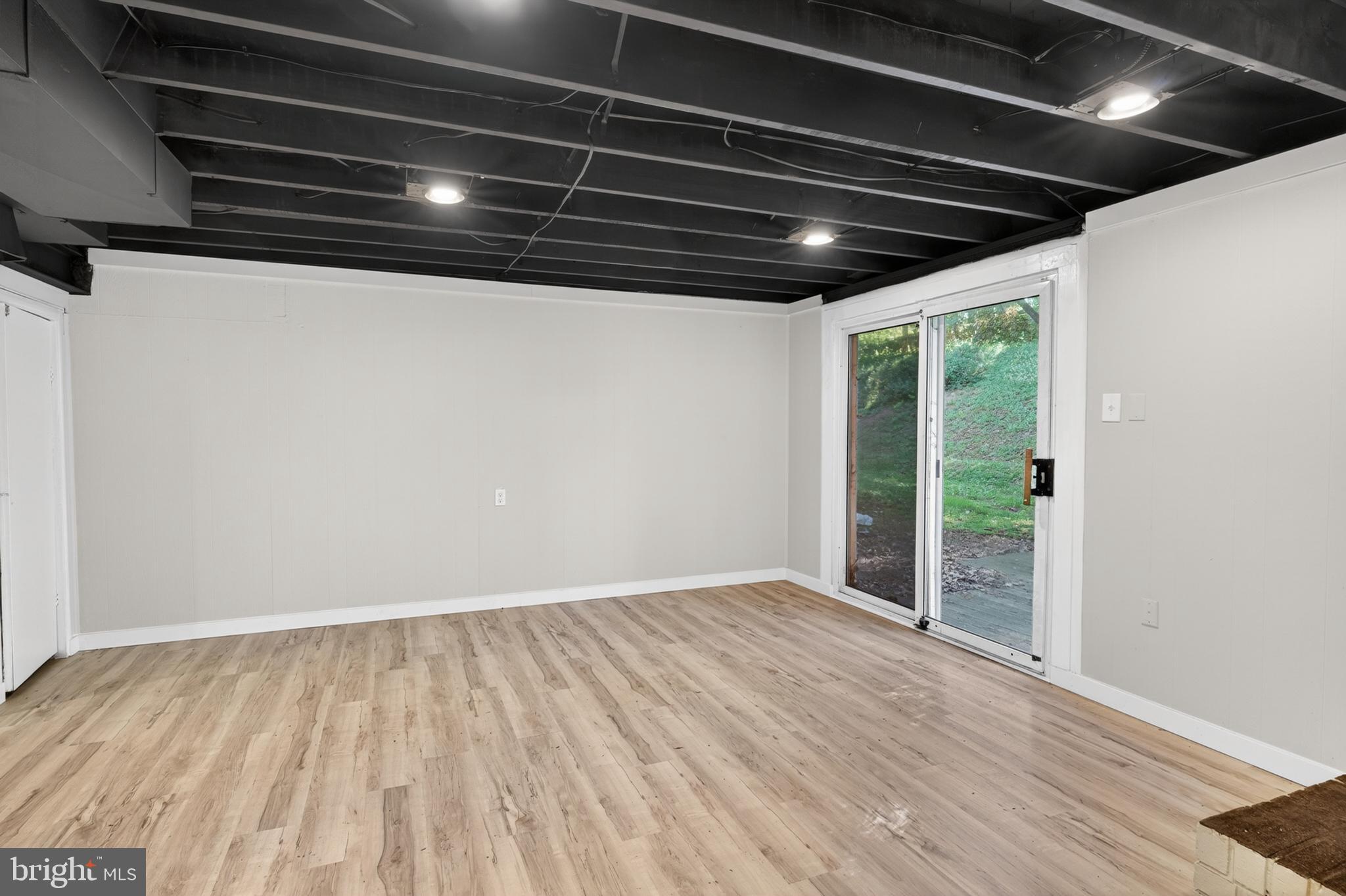 9333 Pan Ridge Road Baltimore, MD 21234 - Photo 30 of 37