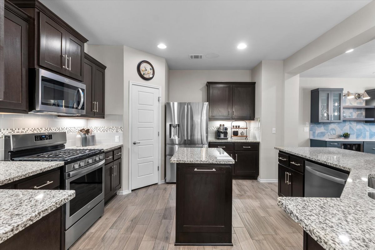 7321 Sentry Path Austin, TX 78744 - Photo 10 of 34