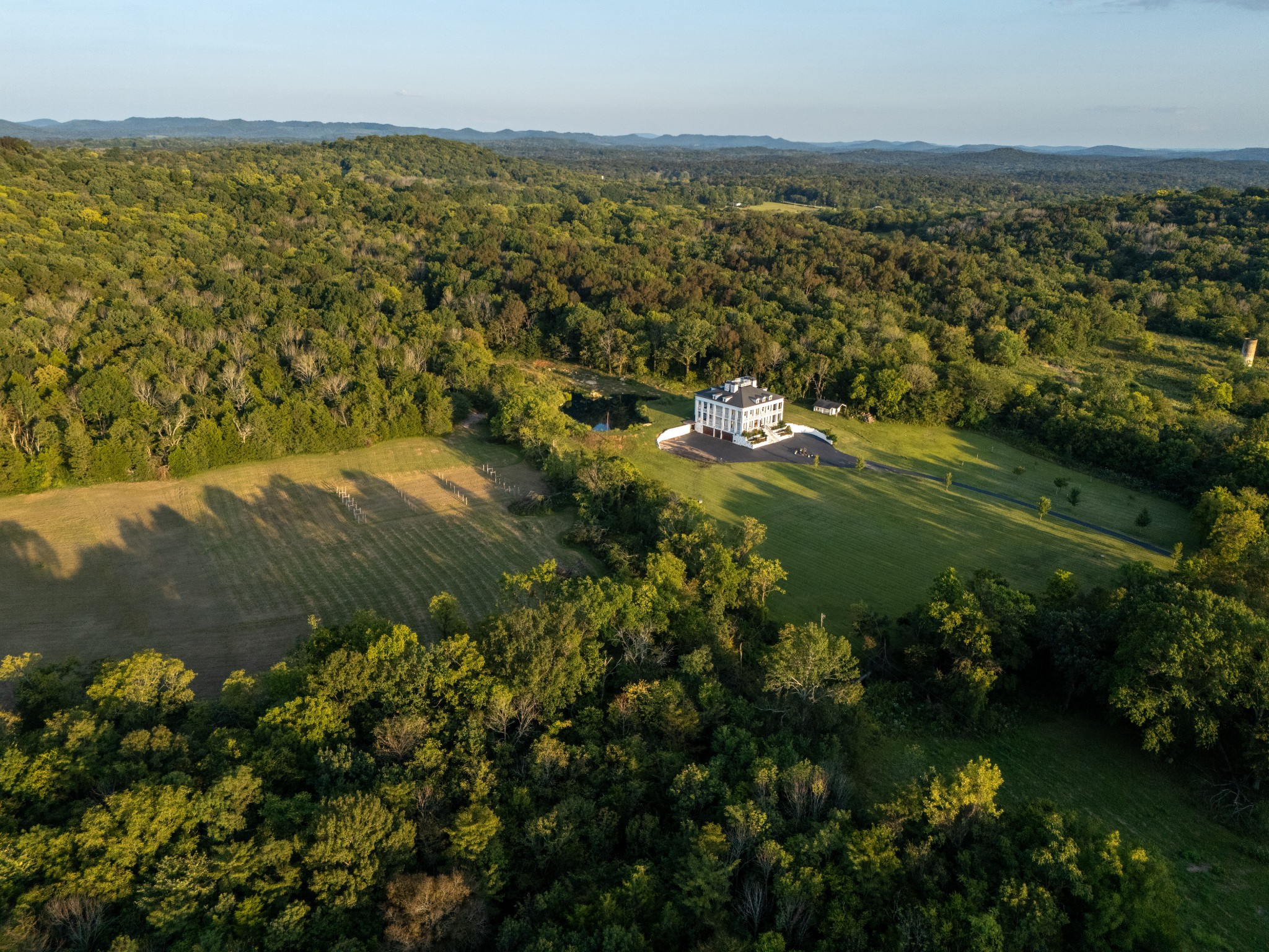 1181 Chicken Road Lebanon, TN 37090 - Photo 4 of 63