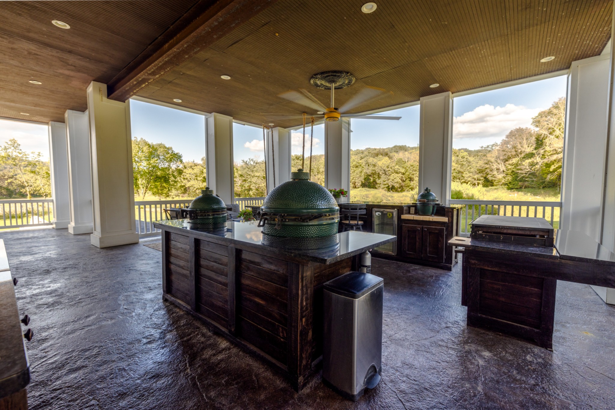 1181 Chicken Road Lebanon, TN 37090 - Photo 60 of 63 a living room filled with furniture and a floor to ceiling window