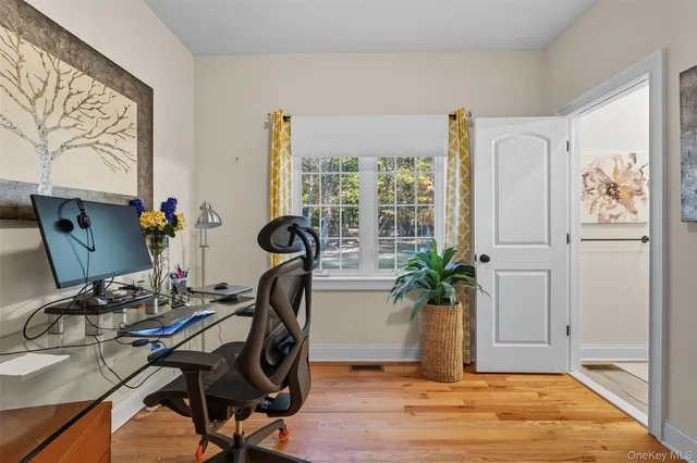 $989,000 | 20 Winding Lane, Central Valley, NY 10917