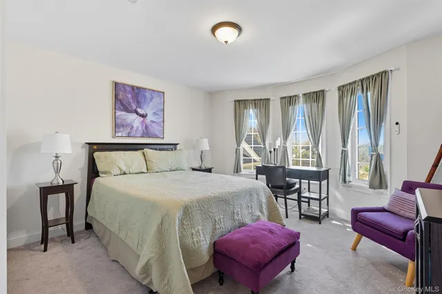 $989,000 | 20 Winding Lane, Central Valley, NY 10917