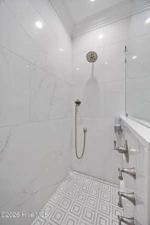 $725,000 | 2800 Marylebone Circle, Greenville, NC 27858