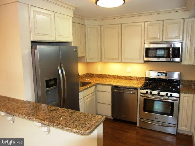 2013 Lansdowne Way Silver Spring, MD 20910 - Photo 11 of 24 Kitchen