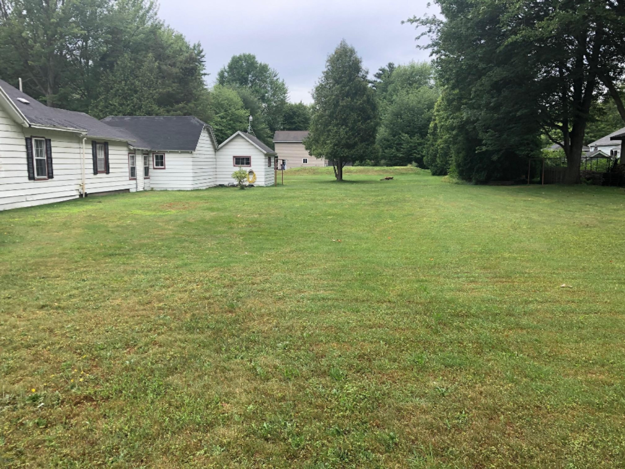4175 South Dangl Road Muskegon, MI 49444 - Photo 4 of 16 4