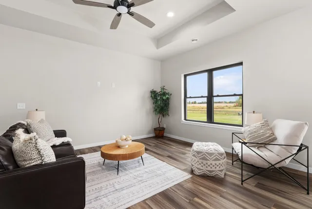 $319,900 | 527 South 7th, Evansville, WI 53536