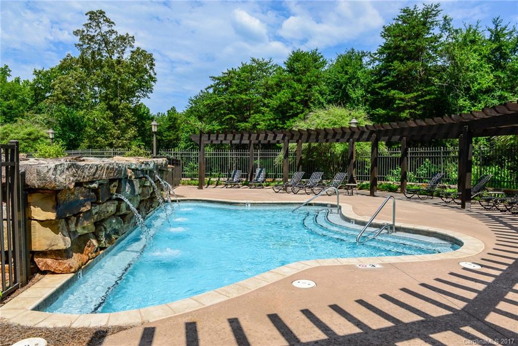 8921 Island Point Road, Unit 125 Charlotte, NC 28278 - Photo 12 of 22 Gallery Image 12
