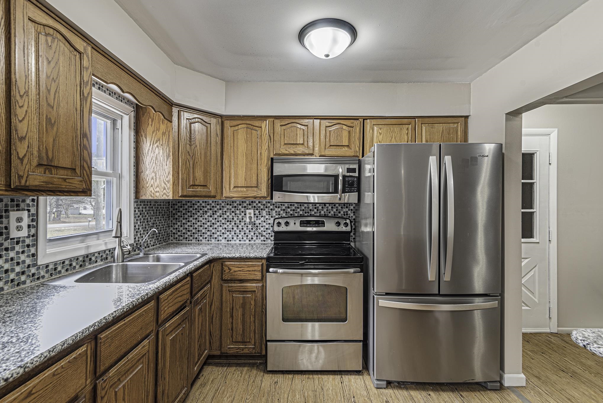 6362 Lucas Road Flint, MI 48506 - Photo 15 of 38