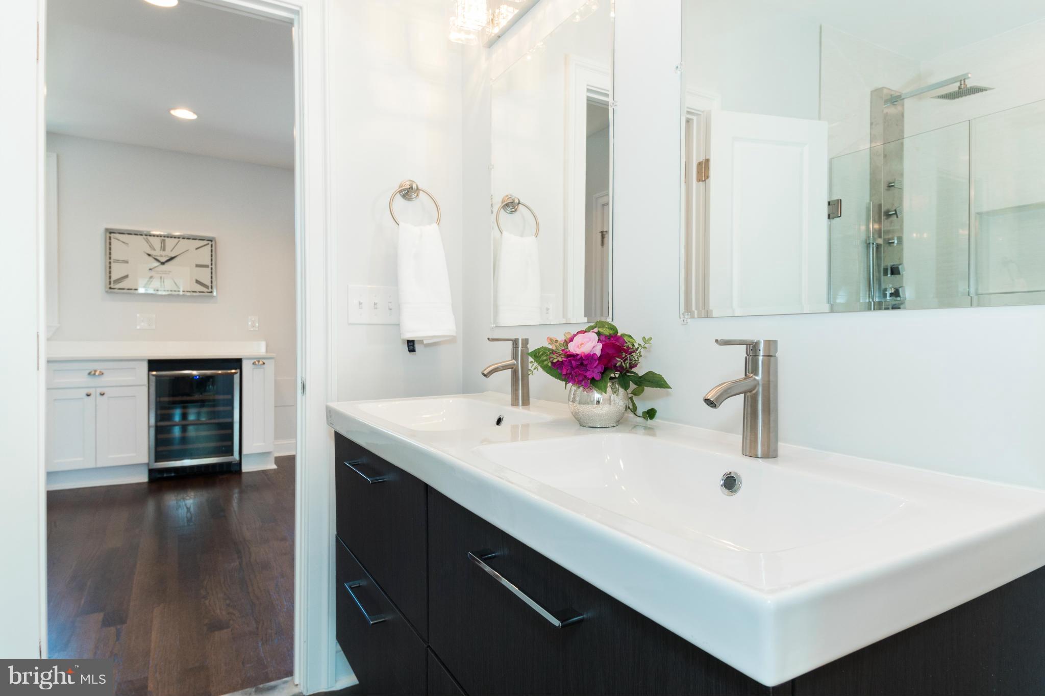 49 Bryant Street Northwest Washington, DC 20001 - Photo 21 of 30 Bath