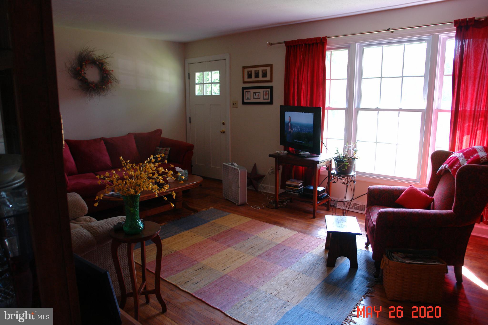 94 Wanner Road Reading, PA 19606 - Photo 6 of 28