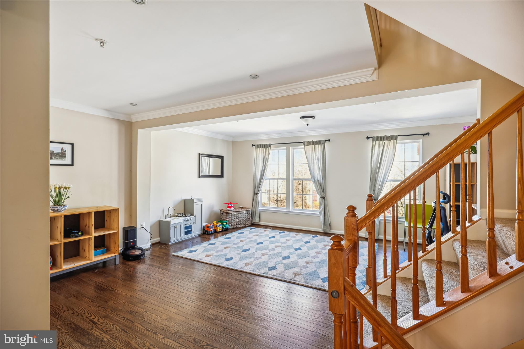 4641 Ripley Manor Terrace Olney, MD 20832 - Photo 26 of 53 Dining/living area --or you choose