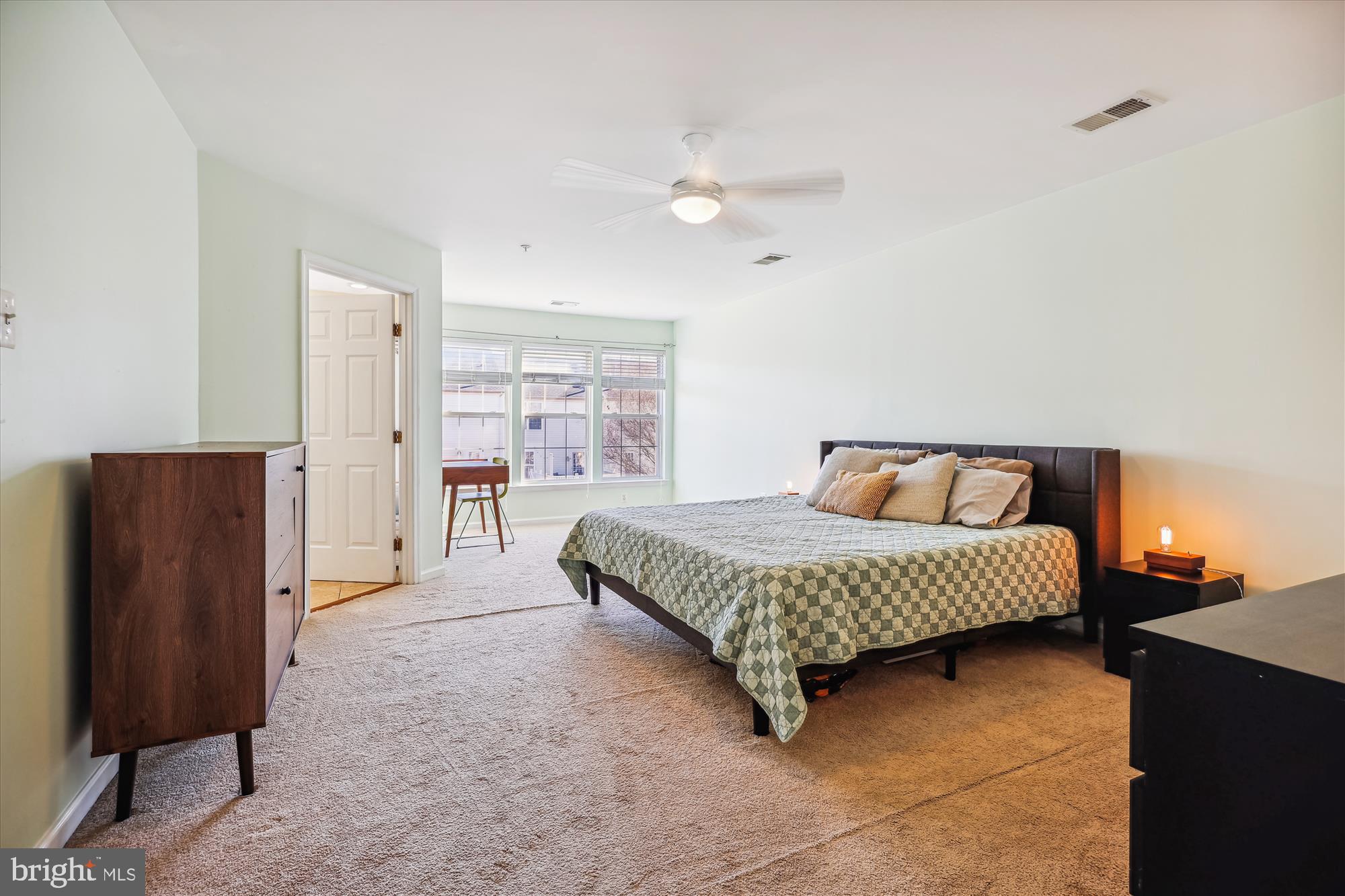 4641 Ripley Manor Terrace Olney, MD 20832 - Photo 30 of 53 Primary Bedroom