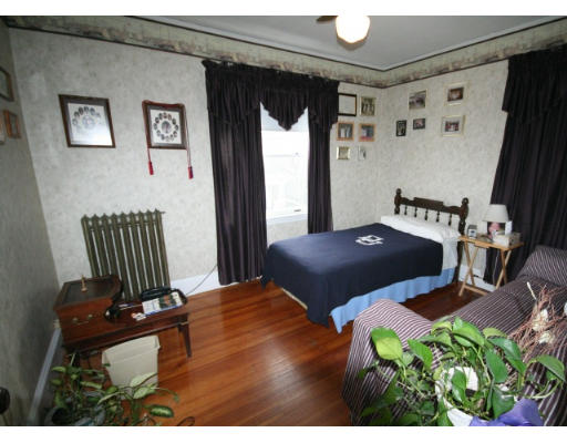 35 Lowell Road Winthrop, MA 02152 - Photo 17 of 27 Gallery Image 17