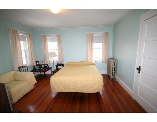 35 Lowell Road Winthrop, MA 02152 - Photo 18 of 27 Gallery Image 18