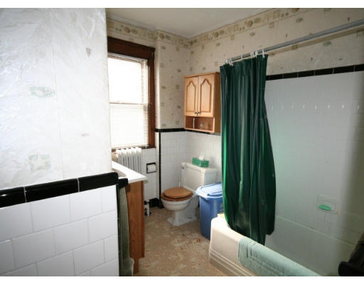 35 Lowell Road Winthrop, MA 02152 - Photo 20 of 27 Gallery Image 20