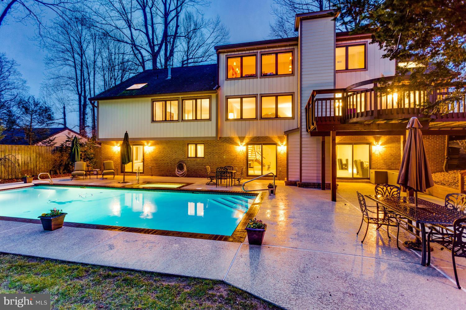 7306 Hooking Road McLean, VA 22101 - Photo 30 of 30 Exterior (Rear)