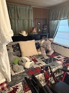 4405 Airport Road Plant City, FL 33563 - Photo 15 of 20 a living room with furniture