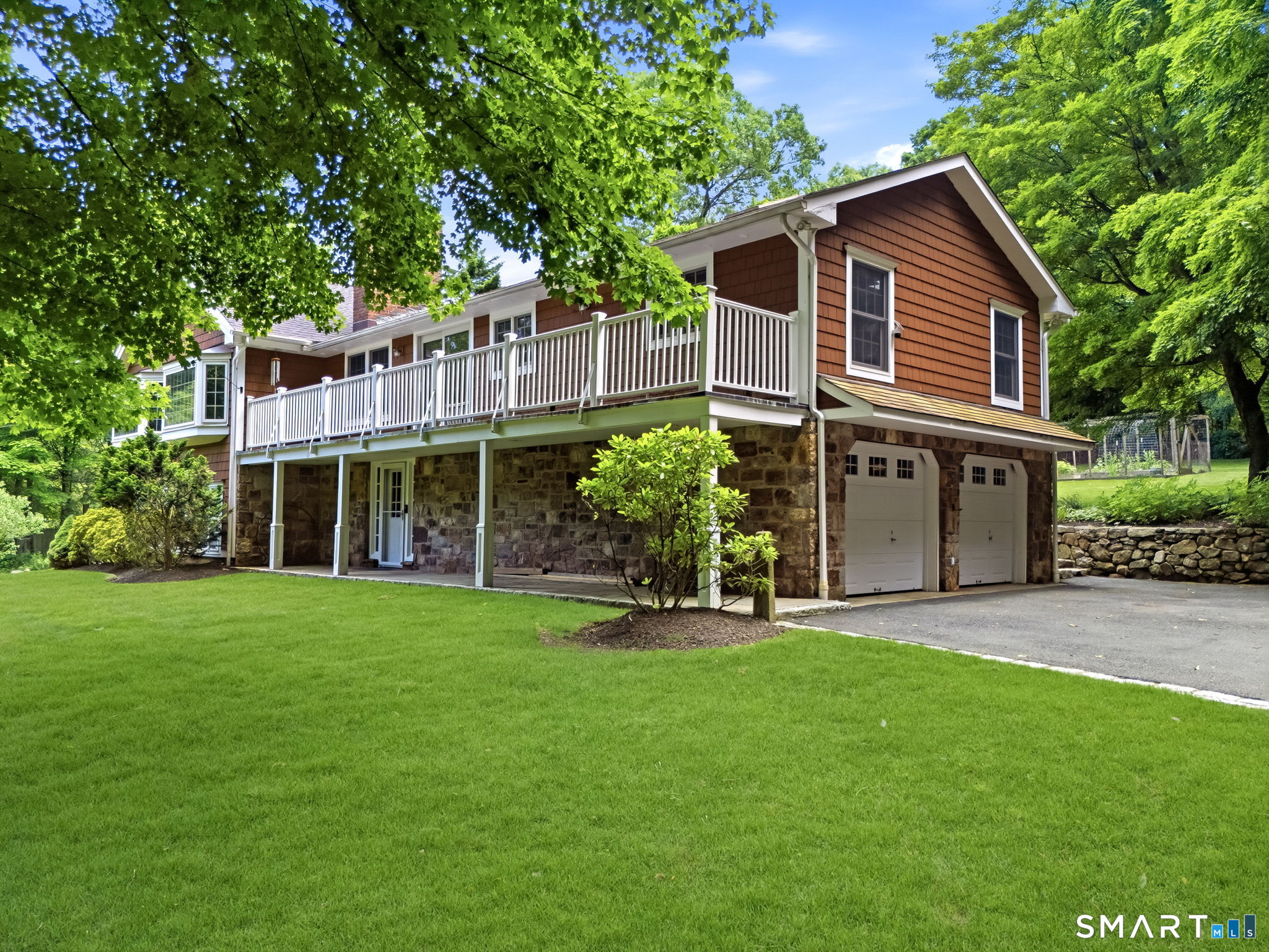149 Old Redding Road Redding, CT 06896 - Photo 2 of 40 Frontview of the house.
