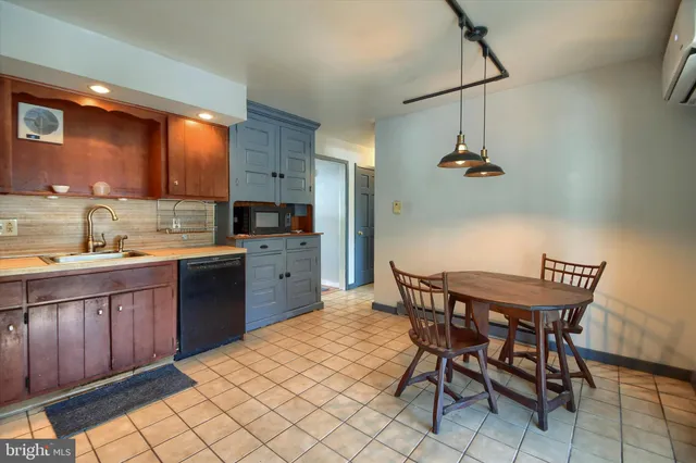 $429,900 | 4356 Lotus Lane, Coopersburg, PA 18036