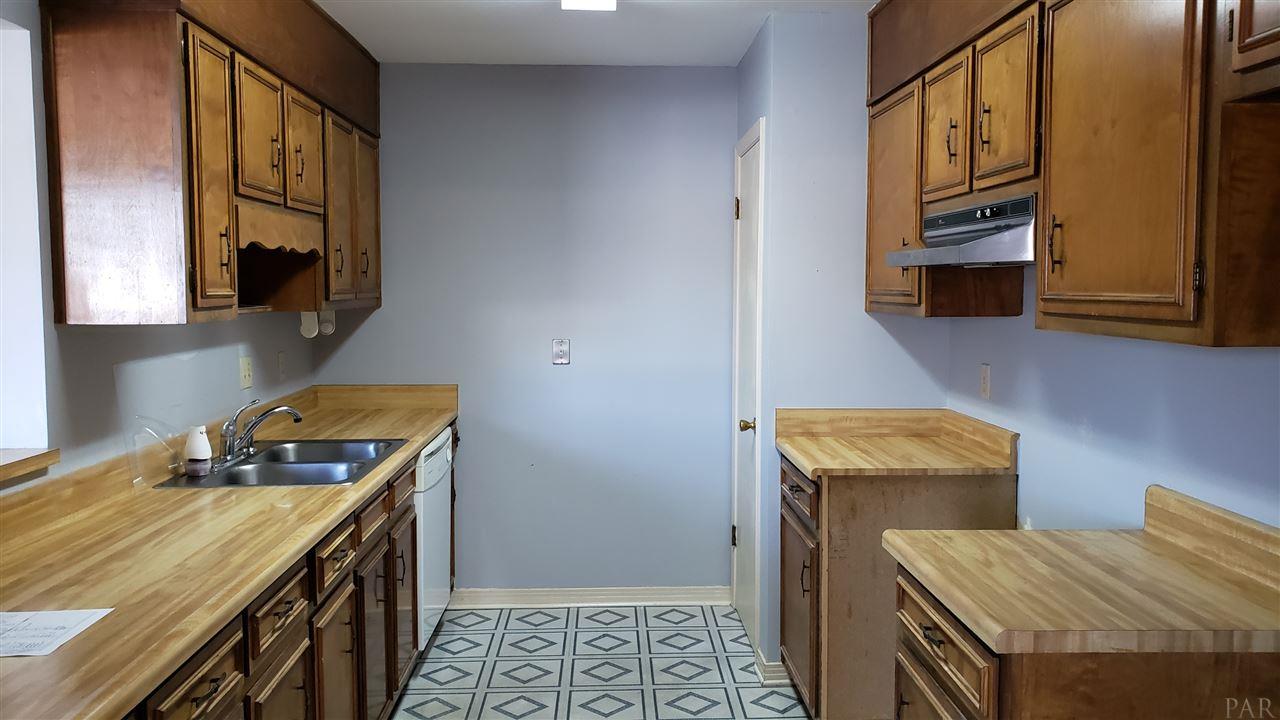 5290 Flax Road Pensacola, FL 32504 - Photo 10 of 18 Gallery Image 10