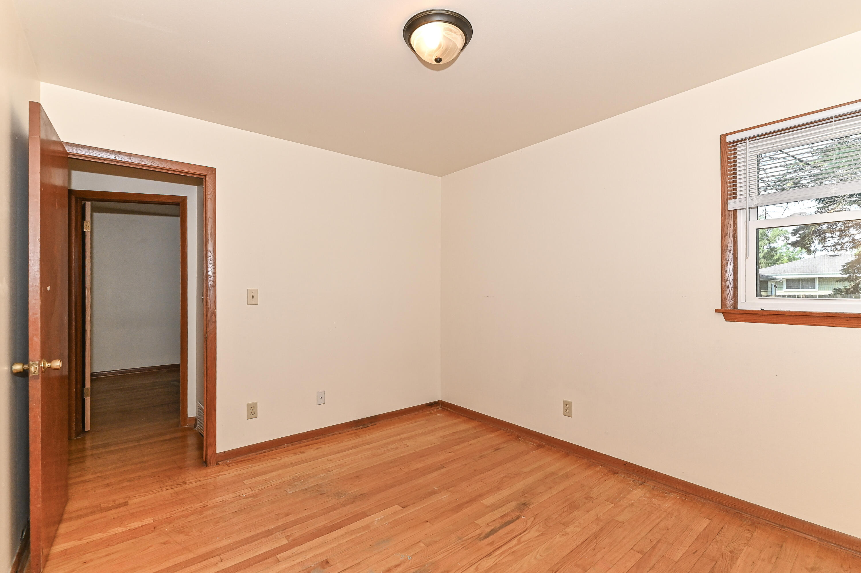 1728 Cleveland Avenue, Unit 1730 Racine, WI 53405 - Photo 18 of 39 2nd Bedroom
