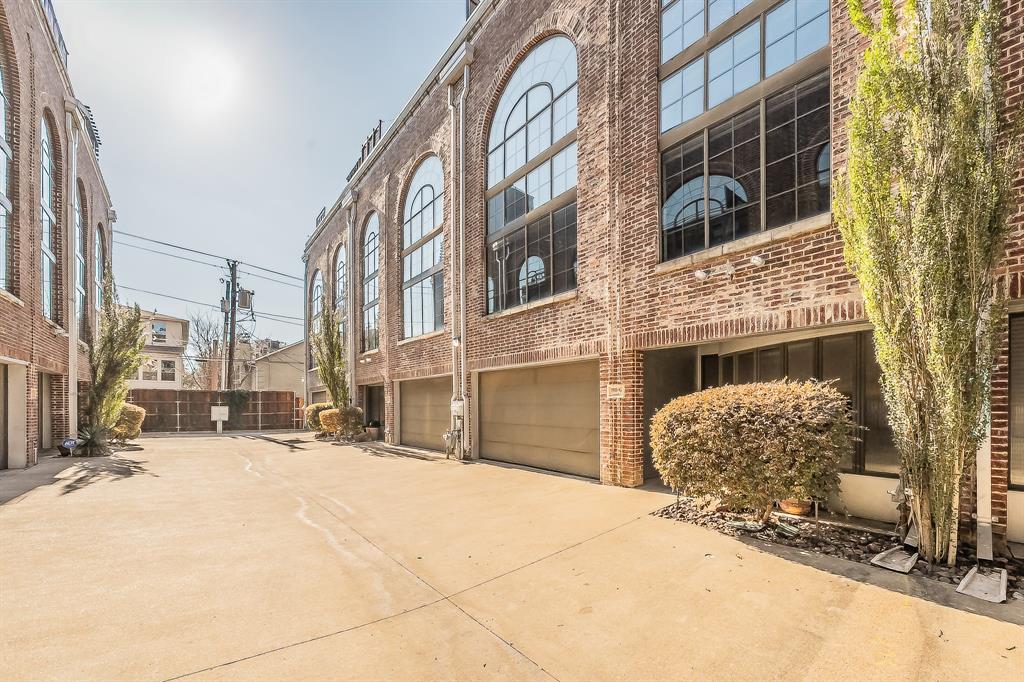 3911 Gilbert Avenue, Unit G Dallas, TX 75219 - Photo 35 of 35 a view of a building with a street