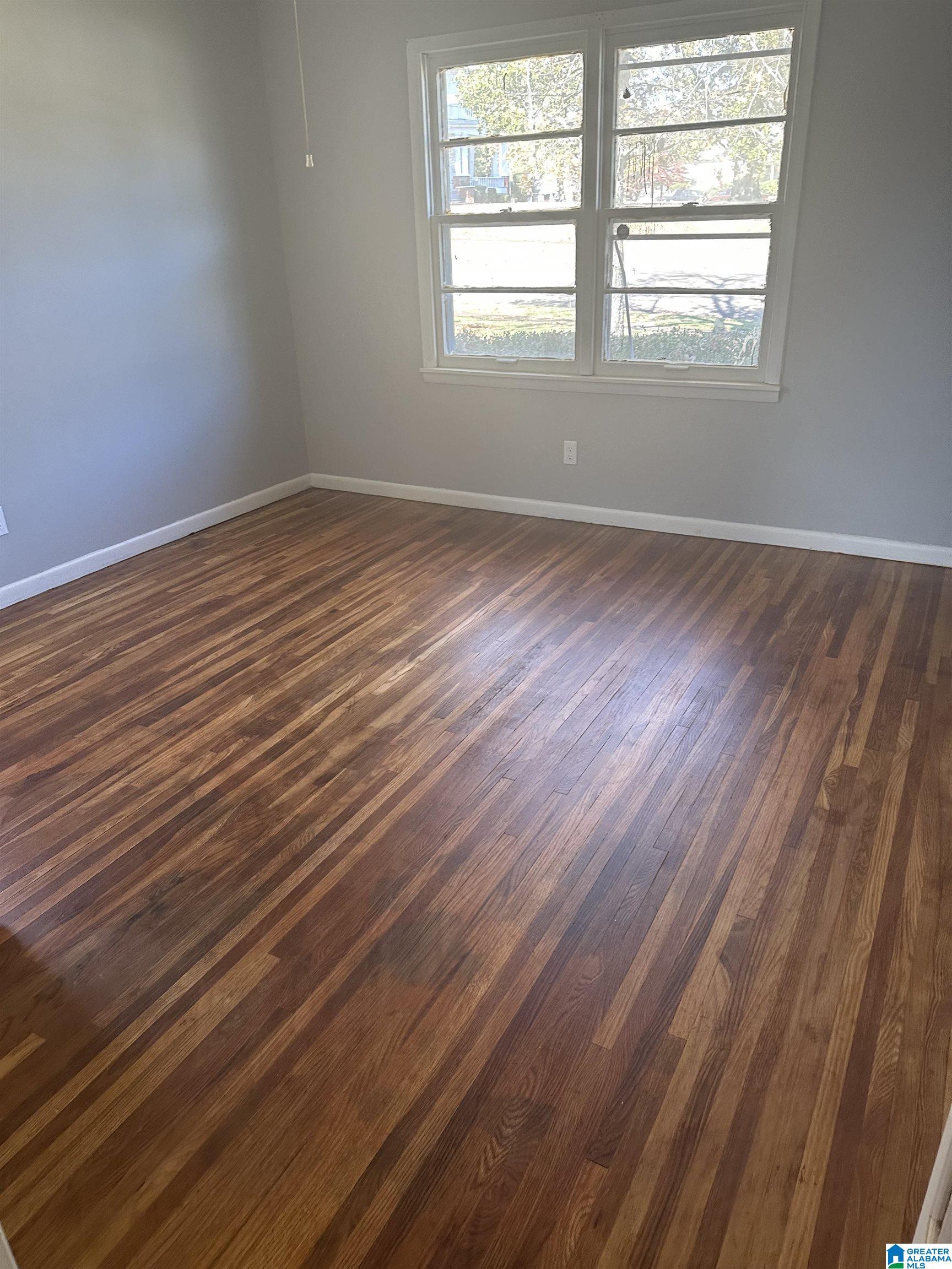 2349 28th Street Southwest Birmingham, AL 35208 - Photo 4 of 6