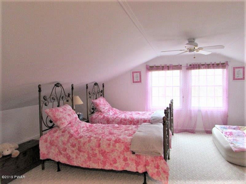 334 Maple Ridge Drive Hawley, PA 18428 - Photo 42 of 72 47 Loft view 4