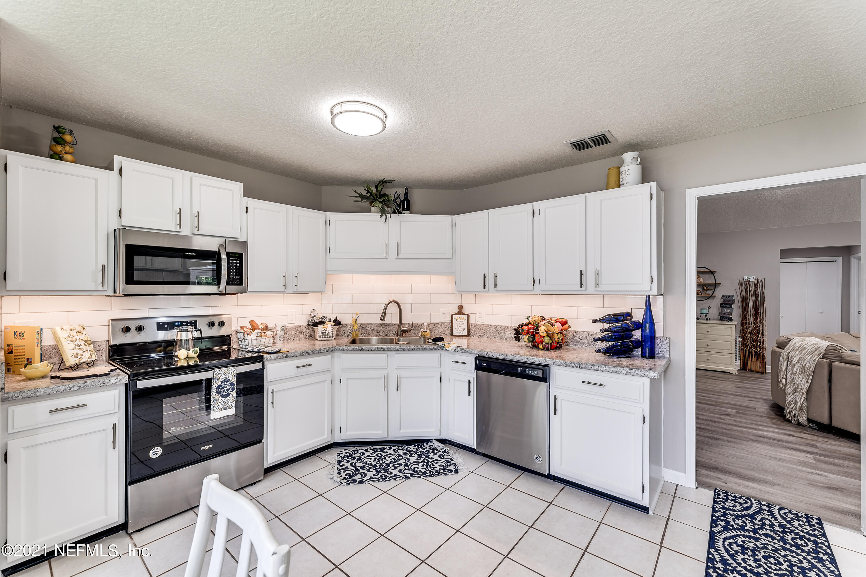234 West Shores Road Orange Park, FL 32003 - Photo 11 of 37 Kitchen