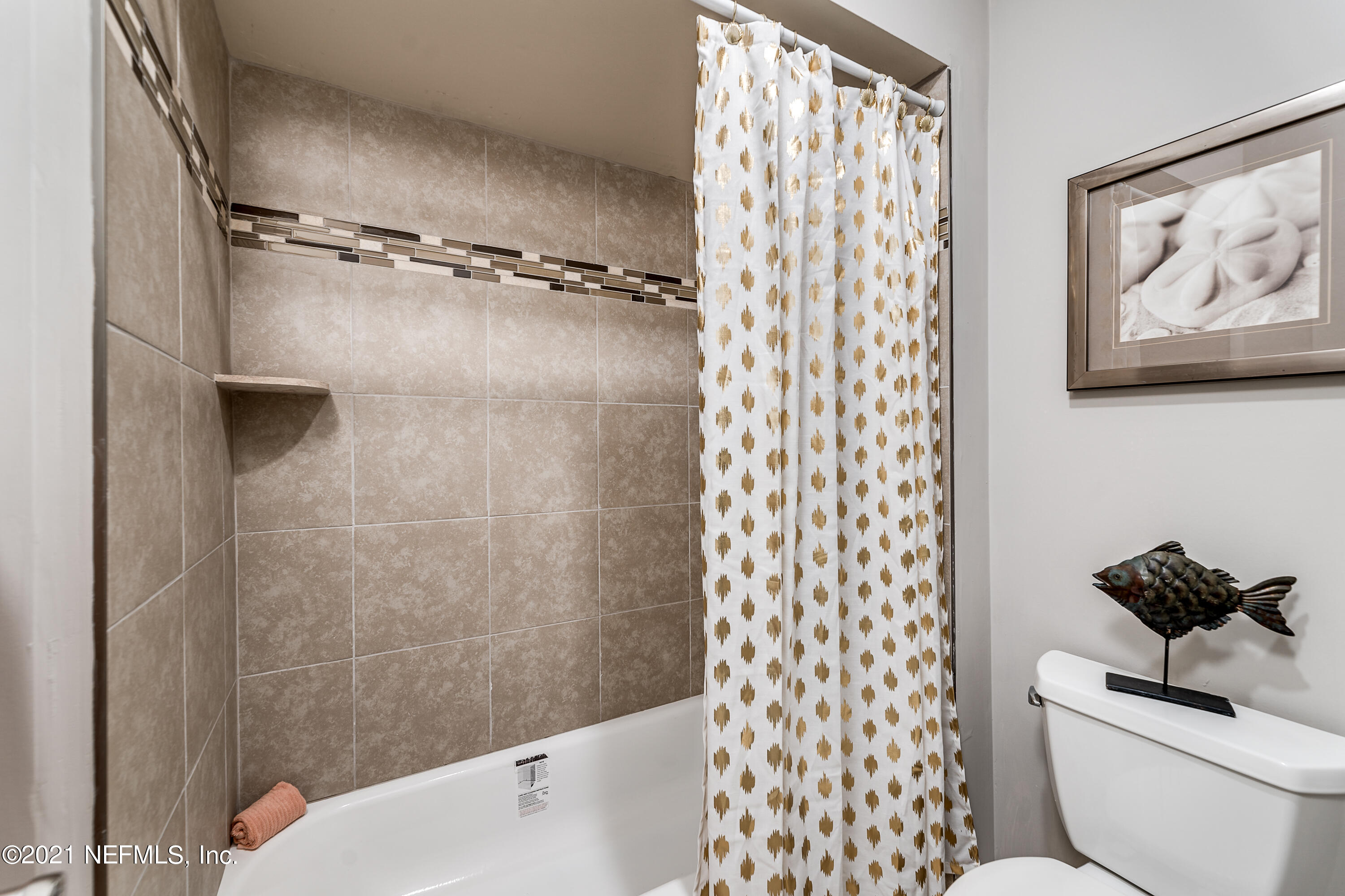 234 West Shores Road Orange Park, FL 32003 - Photo 28 of 37 Hall Bath