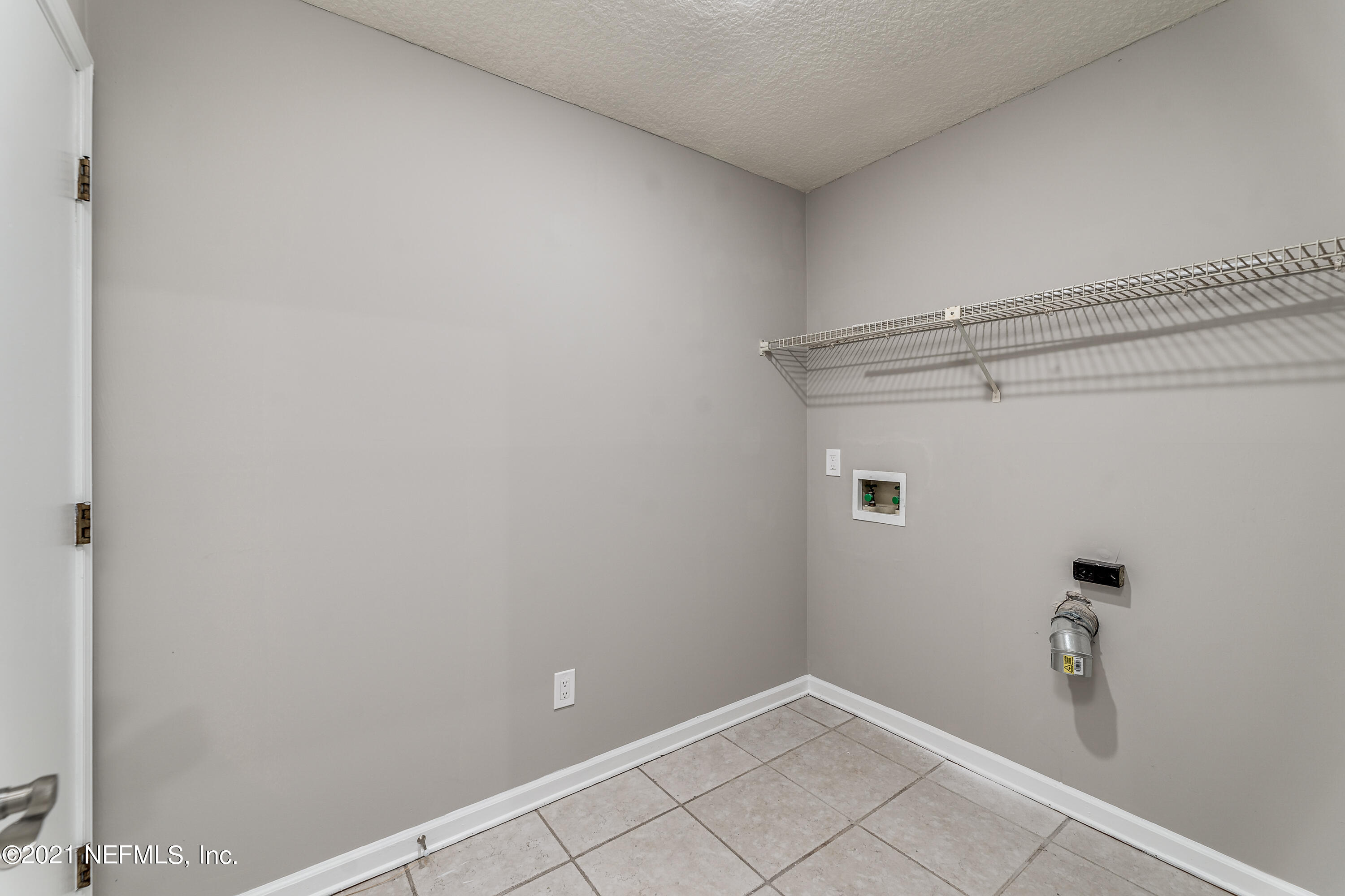 234 West Shores Road Orange Park, FL 32003 - Photo 29 of 37 Laundry