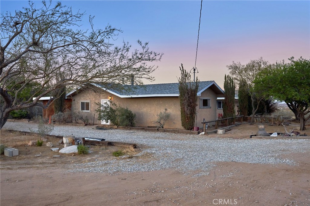 979 Old Woman Springs Road Yucca Valley, CA 92284 - Photo 47 of 58