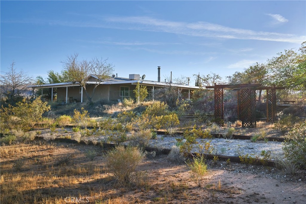 979 Old Woman Springs Road Yucca Valley, CA 92284 - Photo 51 of 58