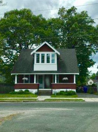 136 Marsden Street Springfield, MA 01109 - Photo 1 of 30