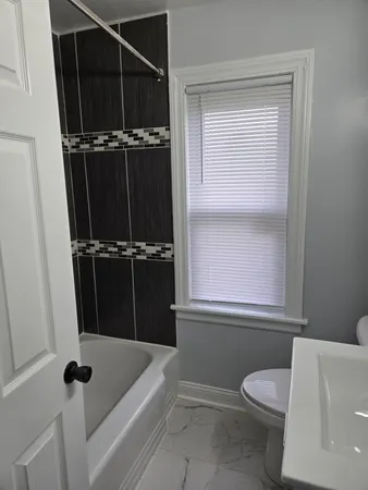 $155,900 | 2051 East 93rd Street, Chicago, IL 60617