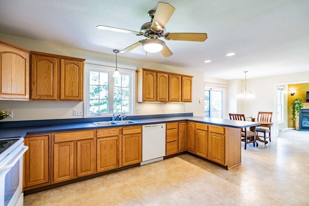 439 Springdale Road Westfield, MA 01085 - Photo 18 of 42 Gallery Image 18